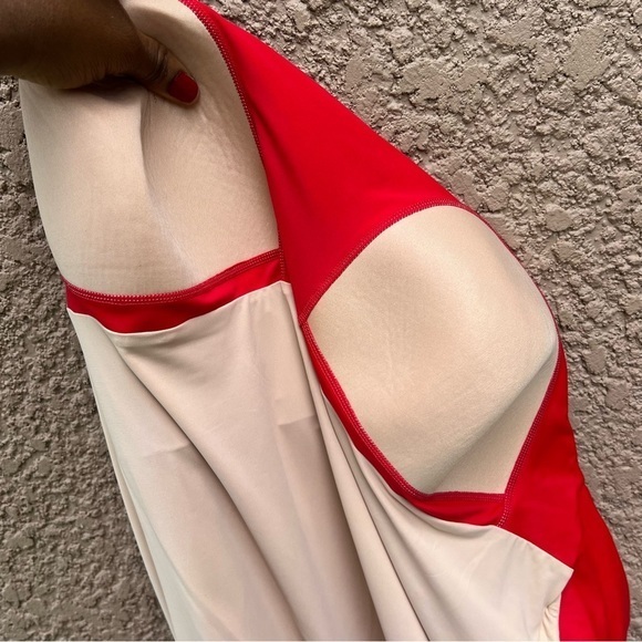 Summersalt Ruched Sidestroke‎ - Picture 12 of 17